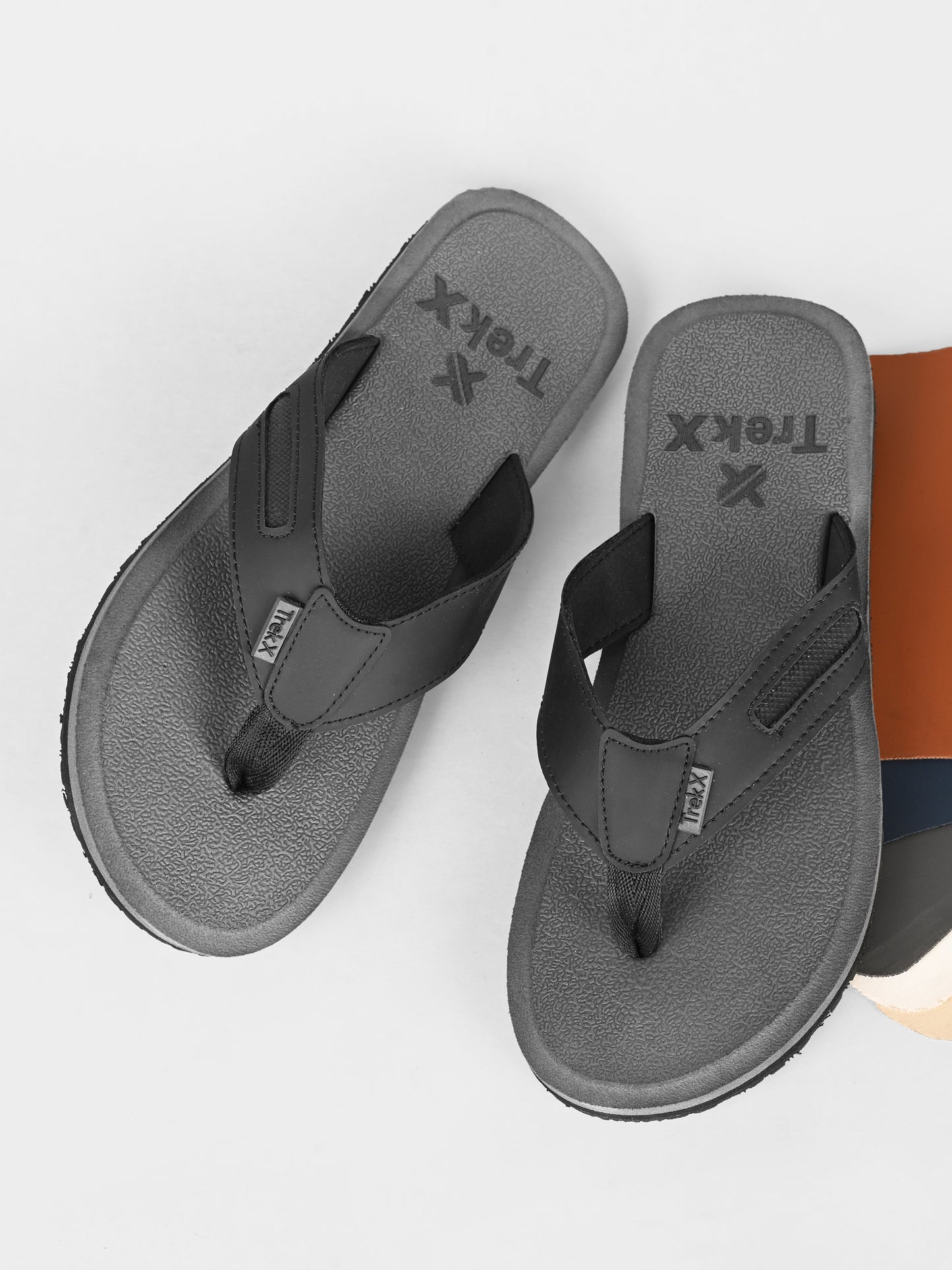 TrekX Cushion Flips for Men