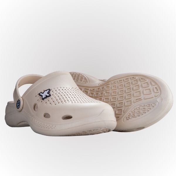 Lightweight Classic Bone Clog for Men